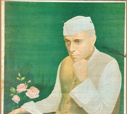 जब गृह सचिव ने कहा- नेहरू सपनों की दुनिया में हैं, हवा हवाई बातें कर रहे हैं