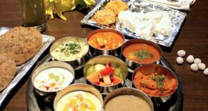 शाकाहारी खाने वालों का पसंदीदा ठौर दिल्ली का वेज गुलाटी रेस्टोरेंट, delhi best veg restaurants veg gulati
