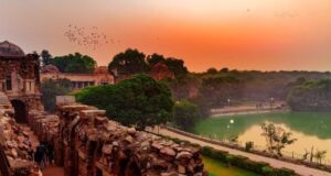 कभी दिल्ली में होती थी 1000 झीलें, नैनीताल जितनी बड़ी झीलों के किनारे आराम फरमाते थे राजा