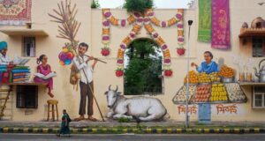 दिल्ली के वो बाजार, जिनकी दीवारों पर चमक बिखेरती हैं कलाकृतियां
