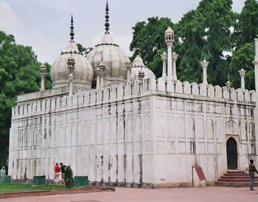 दिल्ली के मोती मस्जिद का इतिहास, History of Moti Masjid