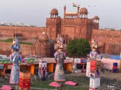 दिल्ली में रामलीला के मंचन का रोचक इतिहास, मुसलमान भी करते हैं अभिनय