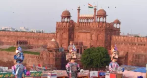 दिल्ली में रामलीला के मंचन का रोचक इतिहास, मुसलमान भी करते हैं अभिनय