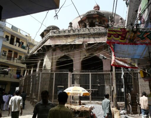 दिल्ली के इस शहर को क्यों देना पड़ा ‘बीमार शगुन’ नाम Mubarakabad city