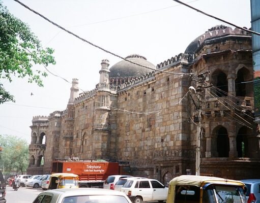 दिल्ली के विश्वप्रसिद्ध मोठ मस्जिद के निर्माण का इतिहास Moth masjid