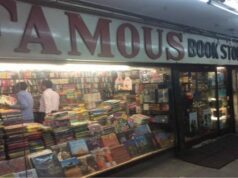 शाहरुख खान, सोनम कपूर भी ‘फेमस बुक स्टोर’ से खरीदते हैं किताबें