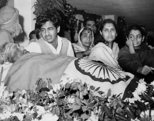 पार्ट-3- शास्त्री जी ने कहा था कि यदि पीएम बनने के 1-2 साल के अंदर निधन हुआ तो इंदिरा बनेंगी प्रधानमंत्री
