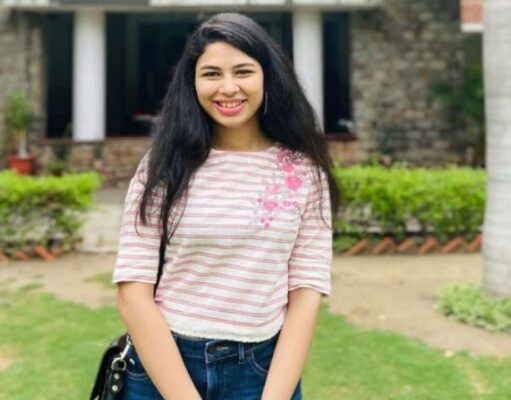 SUCCESS STORY: अनन्या ने सुलझाई पढ़ाई के घंटों की गुत्थी, UPSC किया टॉप