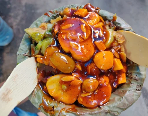 दुनिया के फलक पर शाहदरा की उपस्थिति दर्ज कराती हीरालाल लक्ष्मीचंद कचौड़ी भंडार Heeralal lakshmi chand kachori wale