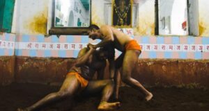 दिल्ली के ऐतिहासिक अखाड़े, जहां कुश्ती के दांव पेंच सीखते हैं पहलवान