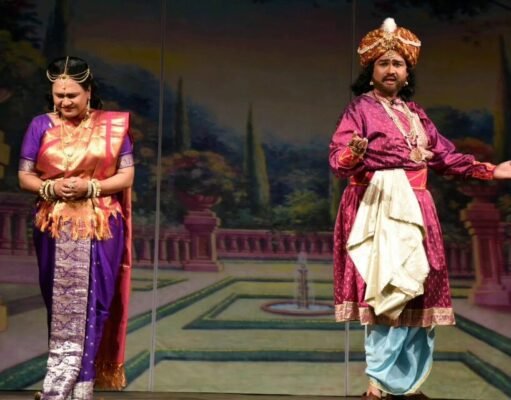 इस प्रेम कहानी के चलते नाटक को कहा जाने लगा नौटंकी