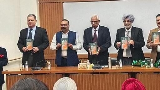 अनुवाद के द्वारा अधिक से अधिक लोगों तक पहुंचे क्षेत्रीय भाषाओं की पुस्तकें: वोहरा
