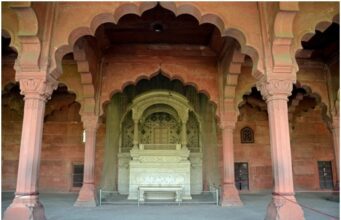 पढ़ें दिल्ली के 4000 साल पुराने राजनैतिक उतार-चढ़ाव की अनकही गाथा Mughal-Empire