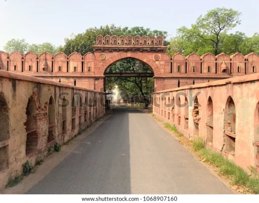 मुगल काल की दिल्ली : खिजरी दरवाजा