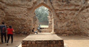 मुस्लिम काल की दिल्ली (पठान काल): अधूरी लाट और मकबरा अलाउद्दीन का दिलचस्प इतिहास