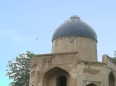 मुगल काल की दिल्ली : नीली छतरी मकबरा नौबत खां (1565 ई.)