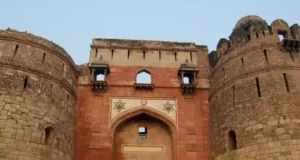 हिंदू काल की दिल्ली: पुराना किला का इतिहास