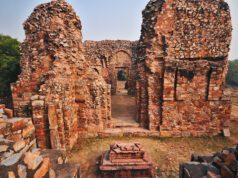 मुस्लिम काल की दिल्ली (पठान काल) : बलबन के मकबरे का इतिहास