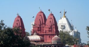 चांदनी चौक के इस मंदिर की महिमा से डर गया औरंगजेब, बदलना पडा हुक्म