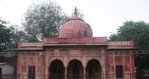 दिल्ली स्थित लाल बंगला का इतिहास