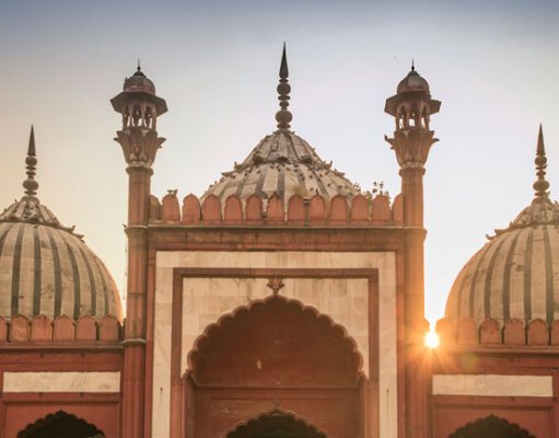 औरंगजेब की बेटी जीनत उल निसा ने बनवाई है दिल्ली की यह मस्जिद