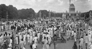 दिल्ली के वो साहित्यकार, जिन्होंने कलम से हिला दी सत्ता