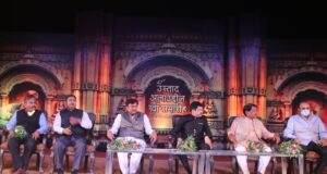 दिल्ली की कहानी,संगीत की जुबानी