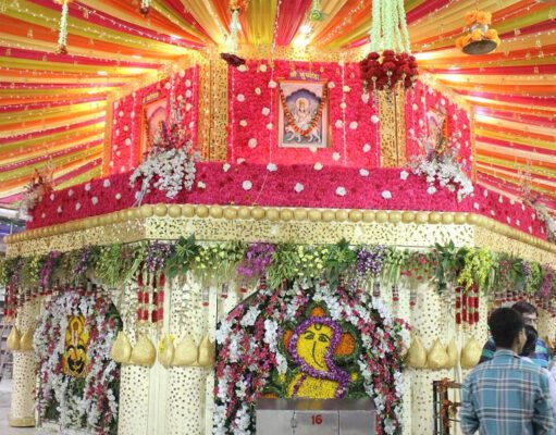 झंडेवाला मंदिर: जानिए कैसे पड़ा इस मंदिर का नाम और क्या है इसका ऐतिहासिक महत्व