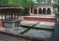 दिल्ली के ऐतिहासिक सफर में इस झरने का है अहम योगदान