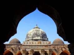 शाह आलम की कब्र