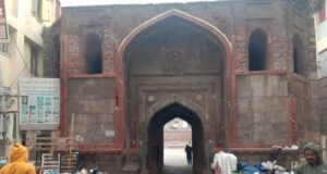 1857 की क्रांति: जौक को वजीफा ज्यादा देने पर जब गालिब ने बहादुर शाह जफर को लिखा था पत्र