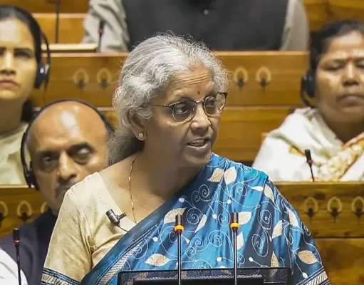 Budget 2024 : बजट पेश करते हुए विपक्ष पर जमकर बरसीं वित्त मंत्री