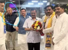 15 सेकेंड का वीडियो आया सामने और अरविंद केजरीवाल पर होने लगी सवालों की बौछार, अखिलेश भी सवालों के घेरे में