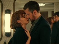 Netflix adultery series list: नेटफ्लिक्स में मौजूद हैं एडल्ट सीन्स से भरी ये फिल्में, भूलकर भी परिवार के साथ न देखें