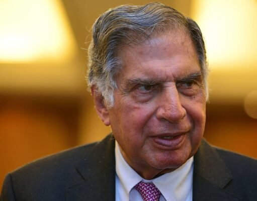 ratan tata death: रतन टाटा के निधन से भारतीय उद्योग जगत में शोक की लहर, सुहेल सेठ से लेकर शंतनु नायडू तक ने दी श्रद्धांजलि
