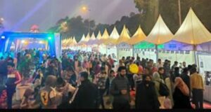 इंडिया गेट पर चखिए चटपटे जायके का स्वाद