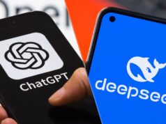DeepSeek AI से ऑनलाइन पैसे कैसे कमाएँ? DeepSeek vs ChatGPT 4