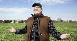 Warren Buffett के उत्तराधिकारी Howard Buffett के पास कितनी दौलत?