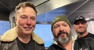 Elon Musk Donates Starlink to Aid California Wildfire Response