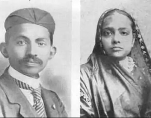 बा ने बापू को देखते हुए कहा- मेरे जाने के बाद रोना मत-मेरे मरने पर तो मिठाई खाना
