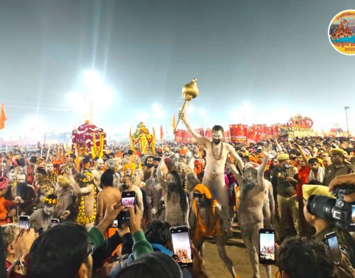 महाकुम्भ 2025: हनुमान जी की शरण में योगी आदित्यनाथ, देखिए तस्वीरें mahakumbh 6