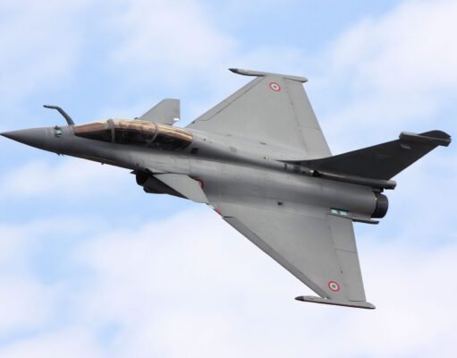 Rafale: भारत ने फ्रांस से 63,000 करोड़ रुपये में 26 राफेल मरीन फाइटर जेट्स की डील को दी मंजूरी