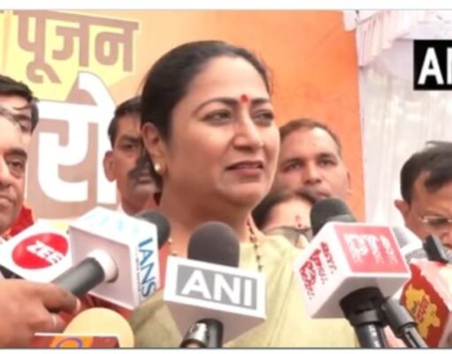 मर्यादा की लक्ष्मण ‘रेखा’ पर हमला delhi cm rekha gupta