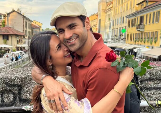 divyakna tripathi with husband