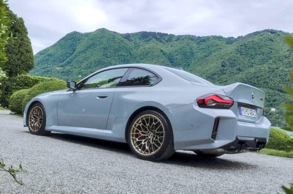 BMW M2 CS