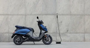 Vida VX2 Electric Scooter कल होगा लांच, TVS iQube और Ola S1 Air को देगा कड़ी टक्कर! hero vida new electric scooters