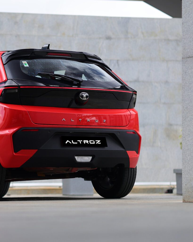 Tata Altroz Facelift 2025