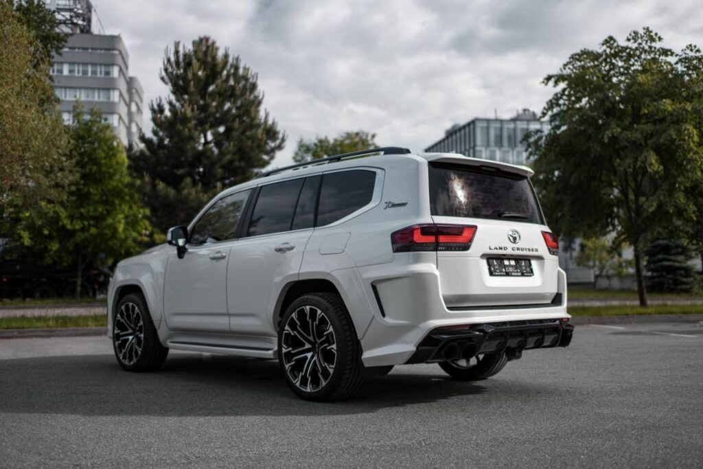 Land Cruiser 300