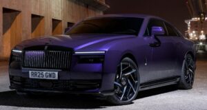 Rolls-Royce Spectre Black Badge इंडिया में हुई लॉन्च! ₹9.5 करोड़ कार में चमकेंगे 5 हजार सितारे,530km रेंज Rolls-Royce Spectre Black Badge