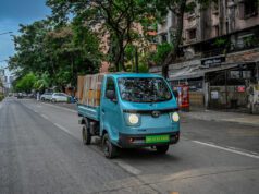 टाटा ने लॉन्च किया ‘भारत का सबसे किफायती मिनी-ट्रक’ Tata Ace Pro: सिर्फ ₹3.99 लाख में, इलेक्ट्रिक वेरिएंट भी उपलब्ध! Tata Ace Pro